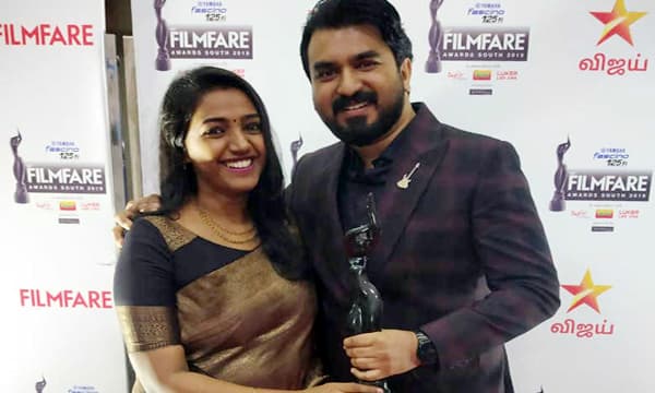 ഈണങ്ങളുണര്‍ത്തുന്ന മാന്ത്രിക വിരലുകള്‍.....