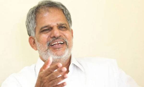 കോണ്‍ഗ്രസ് അഞ്ച് ഗ്രൂപ്പായി; ഡി.സി.സി വിവാദം തകര്‍ച്ചയുടെ വേഗത വര്‍ധിപ്പിച്ചു, ഗോപിനാഥ് ജനകീയന്‍: എ.വിജയരാഘവന്‍