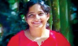 ക്രൂര കൊലപാതകങ്ങള്‍ നടത്തിയ ആള്‍​ക്കൊപ്പം കഴിയാനാകില്ല; കൂടത്തായി ജോളി ജോസഫില്‍ നിന്ന് വിവാഹമോചനം തേടി ഭര്‍ത്താവ് ഷാജു 