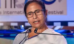 ബംഗാള്‍ ഉപതിരഞ്ഞെടുപ്പ്; മമത മത്സരിക്കും; ശക്തമായ പ്രചരണത്തിന് ബിജെപി