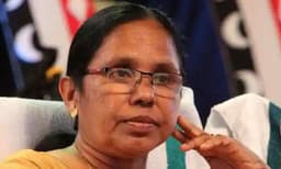 വളരെ വേഗം പ്രതിരോധം ഒരുക്കിയാല്‍ നിപ വ്യാപനം തടയാം: വീണ്ടും വരാനുള്ള സാധ്യത വിദഗ്ധര്‍ നേരത്തെ ചൂണ്ടിക്കാണിച്ചിരുന്നുവെന്നും കെ. കെ ശൈലജ
