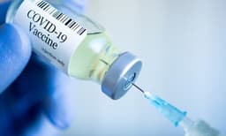 കോവിഡ് വാക്സിനേഷനോട് വിമുഖത കാണിക്കുന്നത്  ധീരതയല്ല, ആത്മഹത്യാശ്രമമാണ്; ഐ എം എ