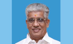 പ്രണയവും മറ്റ് പ്രലോഭനങ്ങളും വഴി മതപരിവര്‍ത്തനം നടക്കുന്നു; പാലാ ബിഷപിനെ പിന്തുണച്ച് എന്‍.എസ്.എസ്