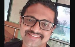 അഭ്യൂഹങ്ങൾക്കിടെ കാണാതായ മുൻ സിപിഎം നേതാവ് സുജേഷ് കണ്ണാട്ട് വീട്ടിൽ തിരിച്ചെത്തി, യാത്ര പോയതെന്ന് വിശദീകരണം 