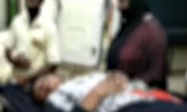 കോവിഡ് ഡ്യൂട്ടി കഴിഞ്ഞ് രാത്രി വീട്ടിലേക്ക് പോയ ആരോഗ്യപ്രവര്‍ത്തകയ്ക്കു നേരെ ആക്രമണം