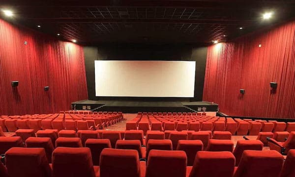 സംസ്ഥാനത്ത് കൂടുതല്‍ ഇളവുകള്‍: ഇന്‍ഡോര്‍ സ്‌റ്റേഡിയങ്ങള്‍ തുറക്കുന്നു, ചടങ്ങുകളില്‍ 50 പേര്‍ വരെ