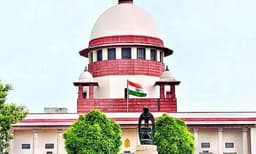 കോവിഡ് ബാധിച്ച് മരിച്ചവരുടെ കുടുംബത്തിന് നഷ്ടപരിഹാരം; കേന്ദ്രത്തിന്റെ മാര്‍ഗ നിര്‍ദേശങ്ങള്‍ അംഗീകരിച്ച് സുപ്രീം കോടതി 