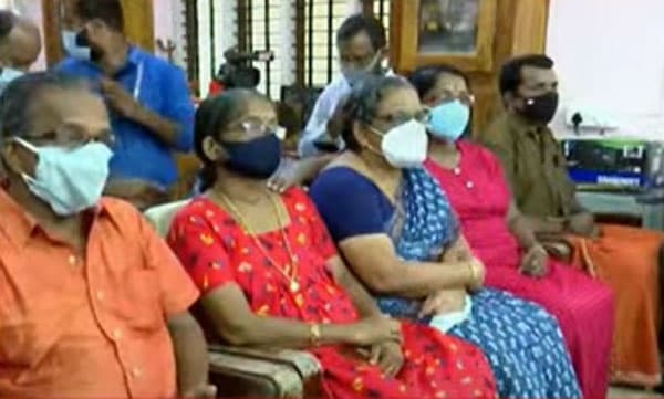 ശിക്ഷയില്‍ അതൃപ്തിയെന്ന് ഉത്രയുടെ അമ്മ; ഇന്ത്യന്‍ ശിക്ഷാനിയമത്തിന്റെ പരാജയം