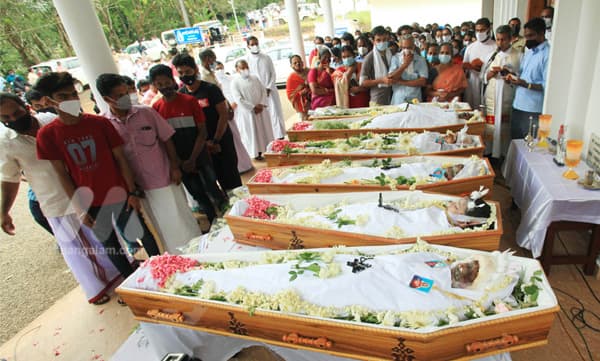 സിനിയെ മാര്‍ട്ടിന്‍ താലിചാര്‍ത്തിയ ദേവാലയത്തിലേക്ക്‌ അവര്‍ ഒരിക്കല്‍ കൂടി എത്തി; അന്ത്യയാത്രയ്‌ക്കായി; കണ്ണീര്‍മഴയില്‍ കാവാലി,   ആറംഗകുടുംബത്തിന്‌ യാത്രാമൊഴി