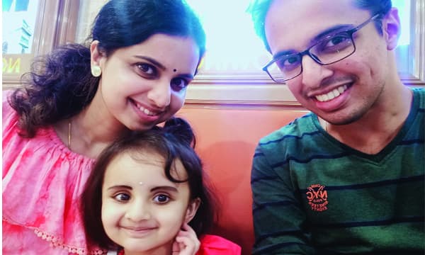 കുഞ്ഞുമലരായ് വിരിയും കവിതപോല്‍