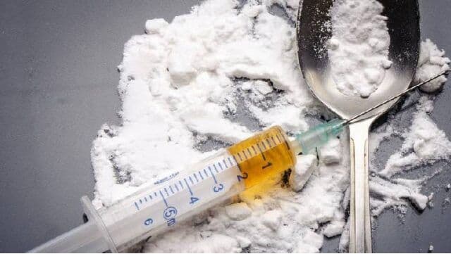 സംസ്ഥാനത്ത് ലഹരിമരുന്ന് കേസുകളിൽ പ്രതികളാവുന്ന പെൺകുട്ടികളുടെ എണ്ണം കൂടുന്നു 