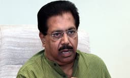 മരംമുറി വിവാദം; മുഖ്യമന്ത്രി ഉത്തരം പറയണമെന്ന് വിമര്‍ശനവുമായി പി.സി ചാക്കോ