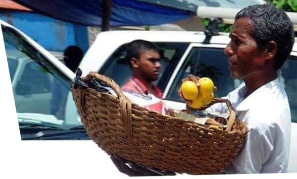 ഓറഞ്ച് വില്‍പ്പനക്കാരനില്‍ നിന്ന് സ്‌കൂള്‍ ആരംഭിച്ച ഹീറോയായി ഹജബ്ബ



