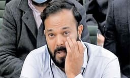 ഇംഗ്ലണ്ട് ക്രിക്കറ്റിന്റെ വംശീയ സ്വഭാവം വിവാദത്തില്‍; അന്വേഷണ സമിതിക്കു മുന്നില്‍ വിതുമ്പി കരഞ്ഞ് റഫീഖ് 
