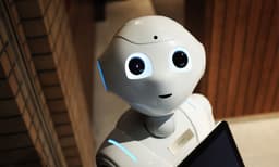 നിങ്ങളുടെ മുഖം റോബോട്ടിന് നല്‍കാന്‍ റെഡിയാണോ? പ്രതിഫലം  ഒന്നരക്കോടി രൂപ