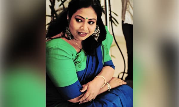 വാസവദത്തയല്ല ഇത് മനീഷ.... 