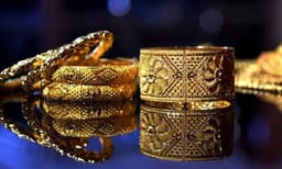 ബൈക്കില്‍ നിന്ന് 20 ലക്ഷം രൂപയുടെ സ്വര്‍ണാഭരണങ്ങള്‍ മോഷ്ടിച്ചു