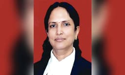 പോക്‌സോ കേസില്‍ വിവാദ വിധി പറഞ്ഞ ബോംബെ ഹൈക്കോടതി ജഡ്ജിയ്ക്ക് സ്ഥിരം പദവിയില്ല