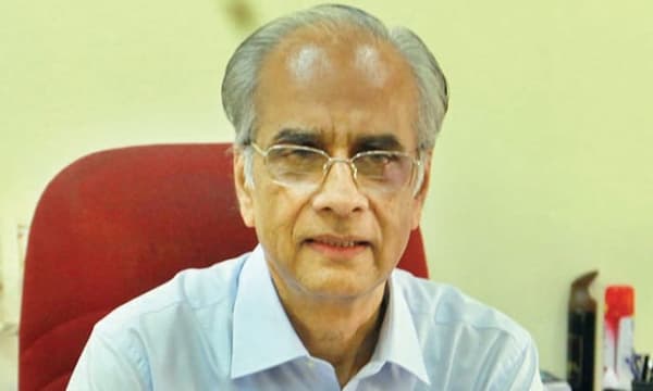 ഐ.എ.എസുകാരന്റെ കവിത എന്ന് പറഞ്ഞ് തള്ളുന്നത് പൊള്ളത്തരം; കെ. ജയകുമാര്‍