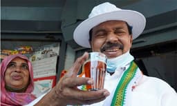വരുമാനത്തിന്‌ ബീഡി തെറുത്തു, ചായക്കടയില്‍ സഹായിയായി; പഠിക്കാന്‍ നടന്നത്‌ 18 കിലോമീറ്റര്‍, പല ദിവസങ്ങളിലും ഉച്ചയ്‌ക്ക്‌ പട്ടിണി... പി.ടി. നടന്നുകയറിയ കഠിനവഴികള്‍..
