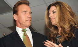 അര്‍നോള്‍ഡ് ഷ്വാര്‍സനെഗര്‍ വിവാഹമോചിതനായി
