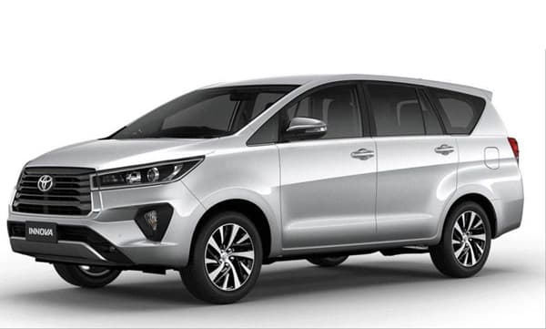 toyota innova crysta