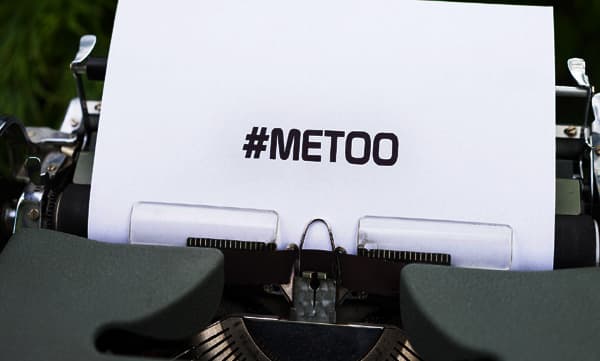 നല്ല മാര്‍ക്ക് കിട്ടാന്‍ സെക്‌സ്, വിദ്യാര്‍ത്ഥിനിയോട് ശരീരം ചോദിച്ച അധ്യാപകന്‍ കുടുങ്ങി