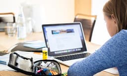 ഓണ്‍ലൈന്‍ ക്ലാസ്; ആശയകുഴപ്പം മാറാതെ വിദ്യാര്‍ഥികളും അധ്യാപകരും 