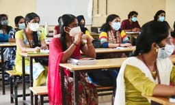 കോവിഡ് വ്യാപനം; വിദ്യാഭ്യാസ വകുപ്പിന്റെ നിര്‍ണായക യോഗം ഇന്ന്