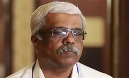 സ്വപ്നയോട് പ്രതികരിക്കാനില്ല, പറയാനുള്ളതെല്ലാം പുസ്തകത്തിലുണ്ടെന്ന്  ശിവശങ്കർ 