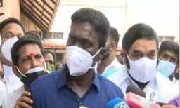 മരണം വരെ പാമ്പ് പിടുത്തം തുടരും; വാവ സുരേഷ് ആശുപത്രി വിട്ടു