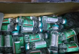 കാലിയായ വാക്സിൻ കുപ്പികളിൽ വെള്ളം നിറച്ച് വിൽപന;  4 കോടിയുടെ വ്യാജ വാക്സിനുകളും പരിശോധന കിറ്റുകളും പിടിച്ചെടുത്തു 