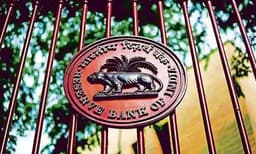 രാജ്യാന്തര കോവിഡാനന്തര സാമ്പത്തിക വളര്‍ച്ചയ്ക്ക് പിന്തുണ തുടരാന്‍ റിസര്‍വ് ബാങ്ക്; റിപ്പോ-റിവേഴ്‌സ് റിപ്പോ നിരക്കുകളില്‍ മാറ്റമില്ല