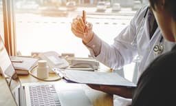 ലൈംഗിക സംതൃപ്തി നേടുന്നതിനായി ലിംഗത്തില് ചരട് കയറ്റി; 37-കാരന് ആശുപത്രിയില്