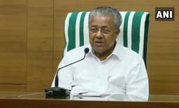 യുക്രൈനില്‍ നിന്ന് മലയാളികളെ നാട്ടിലെത്തിക്കാന്‍ പ്രത്യേക വിമാനം ഏര്‍പ്പെടുത്തണമെന്ന് മുഖ്യമന്ത്രി