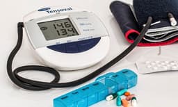 മരുന്നില്ലാതെ രക്തസമ്മര്‍ദം കുറയ്ക്കാം ഈ ജീവിതശൈലീ മാറ്റങ്ങളിലൂടെ