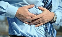 നാല്‍പതിന് ശേഷം ഈ ലക്ഷണങ്ങള്‍; പുരുഷന്മാര്‍ അറിയേണ്ടത് എന്തെല്ലാം