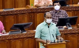 വരുന്നൂ... കര്‍ഷകര്‍ക്ക് വിദേശ മാതൃകകള്‍ കണ്ടു മനസ്സിലാക്കാന്‍ പദ്ധതി, മരച്ചീനിയില്‍ നിന്ന് മദ്യം, ഗവേഷണത്തിന് 2 കോടി