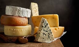 ഭക്ഷ്യവസ്തുക്കള്‍ അനധികൃതമായി സമ്പാദിച്ചു; ദമ്പതികള്‍ക്ക് ജയില്‍ശിക്ഷ