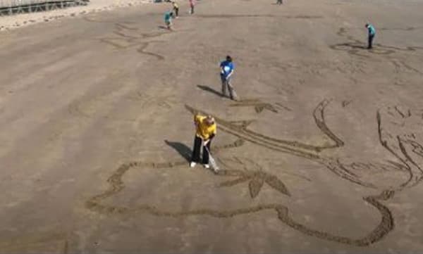 മണലിൽ, 164 അടിയിൽ ആരേയും അമ്പരപ്പിക്കുന്ന ഭീമൻ ചിത്രം