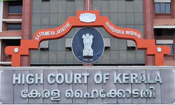 സില്‍വര്‍ ലൈന്‍ വിജ്ഞാപനം നിയമപരമെന്ന് ഹൈക്കോടതി; ഹര്‍ജി തള്ളി