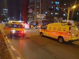 Gunman kills 5 in central Israel