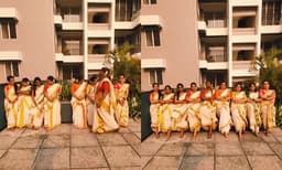 ‘ഭീഷ്മപര്‍വ്വം’ സിനിമയിലെ ‘ചാമ്പിക്കോ’ ട്രെന്‍ഡ് ഏറ്റെടുത്ത് സയനോരയും കൂട്ടുകാരും, കേരളസാരിയില്‍ വൈറല്‍ ട്രെന്‍ഡ്