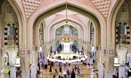 വിശ്വാസികളുടെ സുരക്ഷ ഉറപ്പാക്കാന്‍ വിശുദ്ധ ഹറമില്‍ 100 വാതിലുകള്‍ തുറന്ന് മക്ക