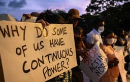 ശ്രീലങ്കയെ പിന്തുണച്ച് ഇന്ത്യ; 24 മണിക്കൂറിൽ എത്തിച്ചത് 74,000 ടൺ ഇന്ധനം