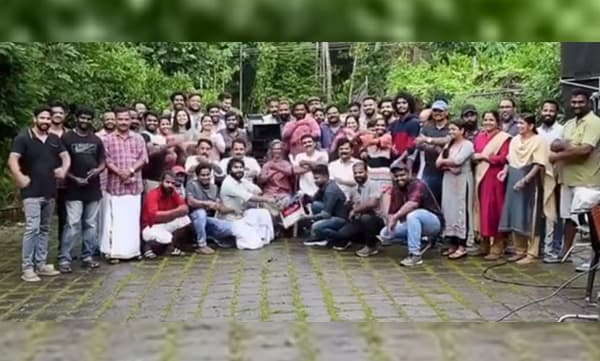 ‘ചാമ്പിക്കോ’ ട്രെൻഡിങ്ങുമായി ഇന്ദ്രൻസും സംഘവും; വീഡിയോ