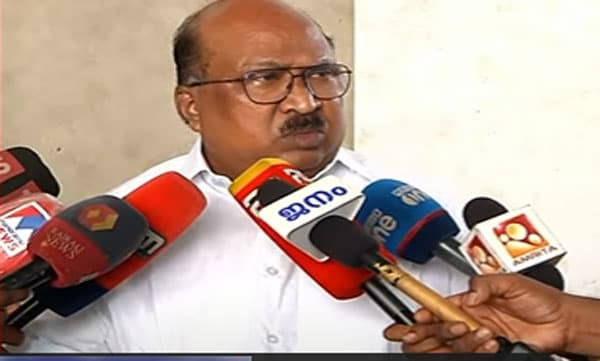 തീരുമാനം വരട്ടേ, എന്തു നടപടി വന്നാലും കോണ്‍ഗ്രസുകാരനായി തുടരും: കെ.വി തോമസ്