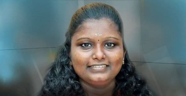 മെഴുകുതിരി കത്തിക്കുന്നതിനിടയിൽ പാവാടയ്ക്ക് തീപിടിച്ച് വിദ്യാർഥിനി മരിച്ചു