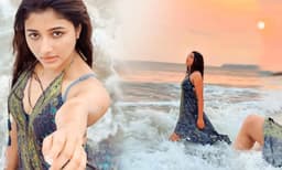 ഗോവന്‍ ബീച്ചില്‍ അടിച്ചുപൊളിച്ച് മിർണ മേനോന്‍ 
