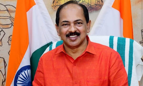 രണ്ടര വര്‍ഷത്തിനിടെ മണ്ണെണ്ണ വില 18ൽ നിന്ന് 70ലേക്ക്; വില കുറച്ച് നല്‍കാനാകുമോ എന്ന് പരിശോധിക്കുമെന്ന് മന്ത്രി ജി ആര്‍ അനില്‍ 